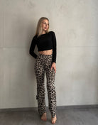 Pilates Leo Leggings mit ausgestelltem Bein - Switch - Fashion