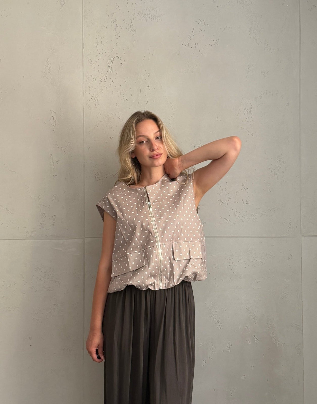 Punkte Weste mit Reißverschluss & Gummizug – 100% Baumwolle - Switch-Fashion
