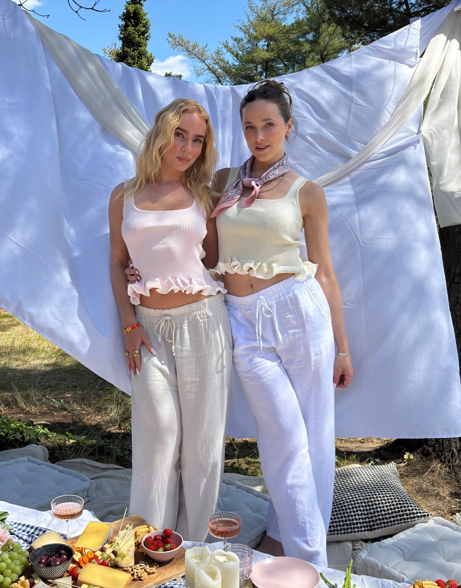 Rüschen - Top mit U - Boot - Ausschnitt - Switch - Fashion