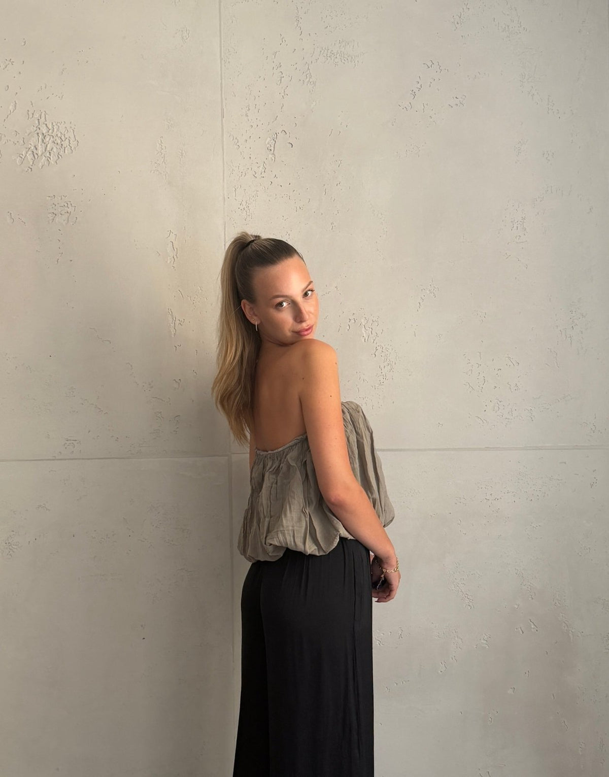 Schulterfreies Bandeau Top mit breitem Gummizug in Uni - Switch-Fashion