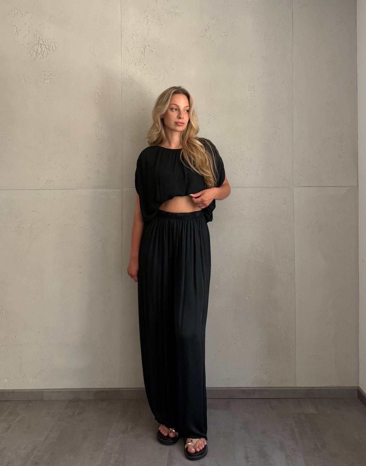 Silky Set – Oversize Shirt & Wide Leg Pants aus Viskose - Switch-Fashion