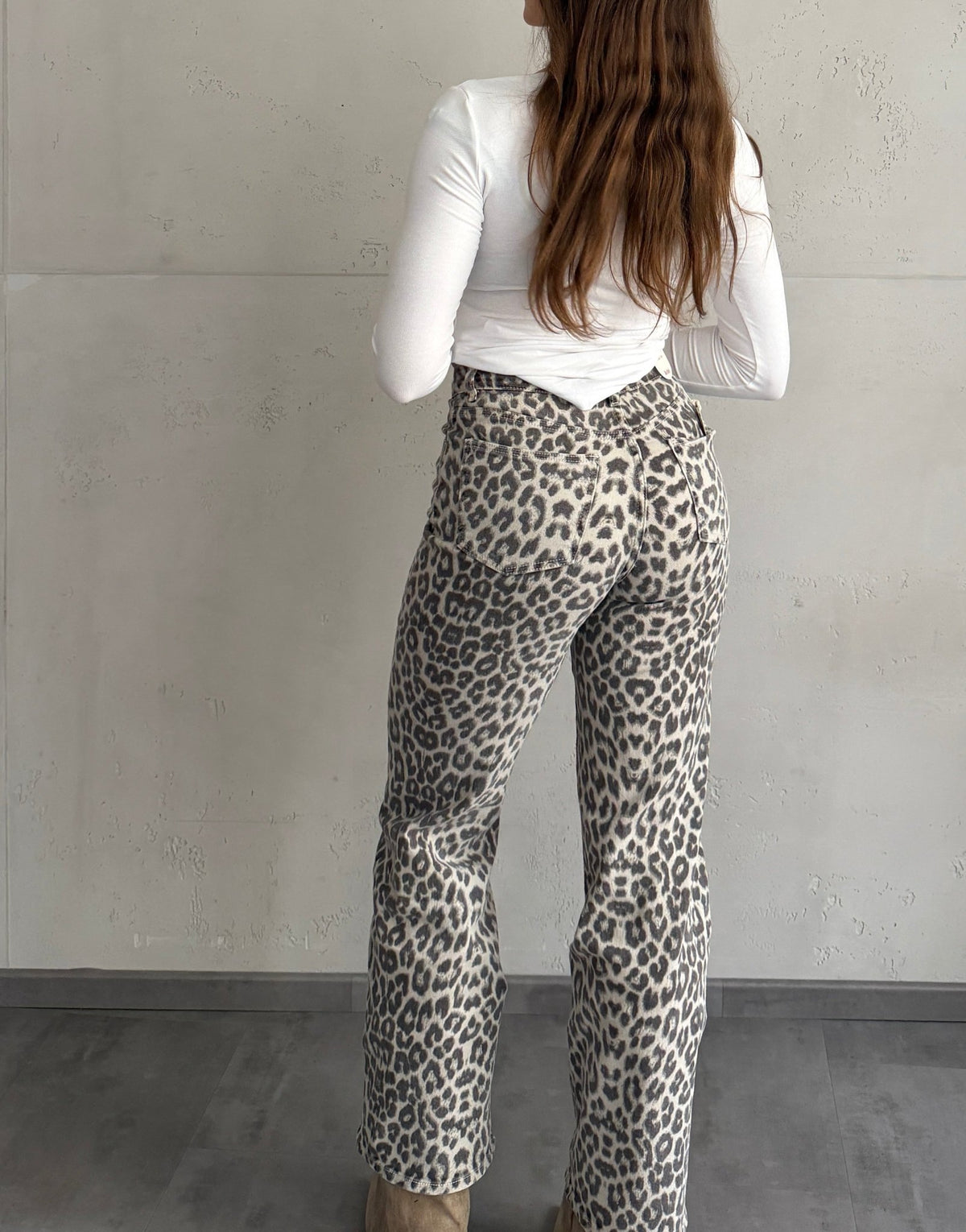 Straight Leg Leo Jeans mit Stretch - Switch - Fashion