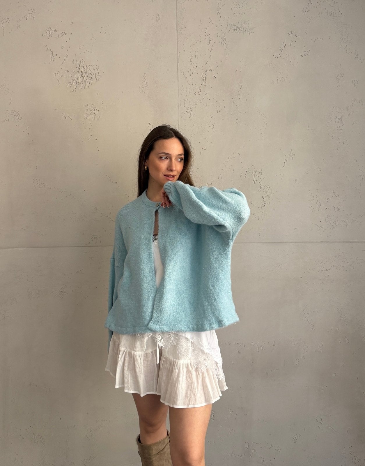 Strickjacke mit einem Knopf und weitem Arm - Switch - Fashion