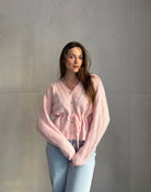 Strickjacke mit Taillenbund und V - Ausschnitt - Switch - Fashion