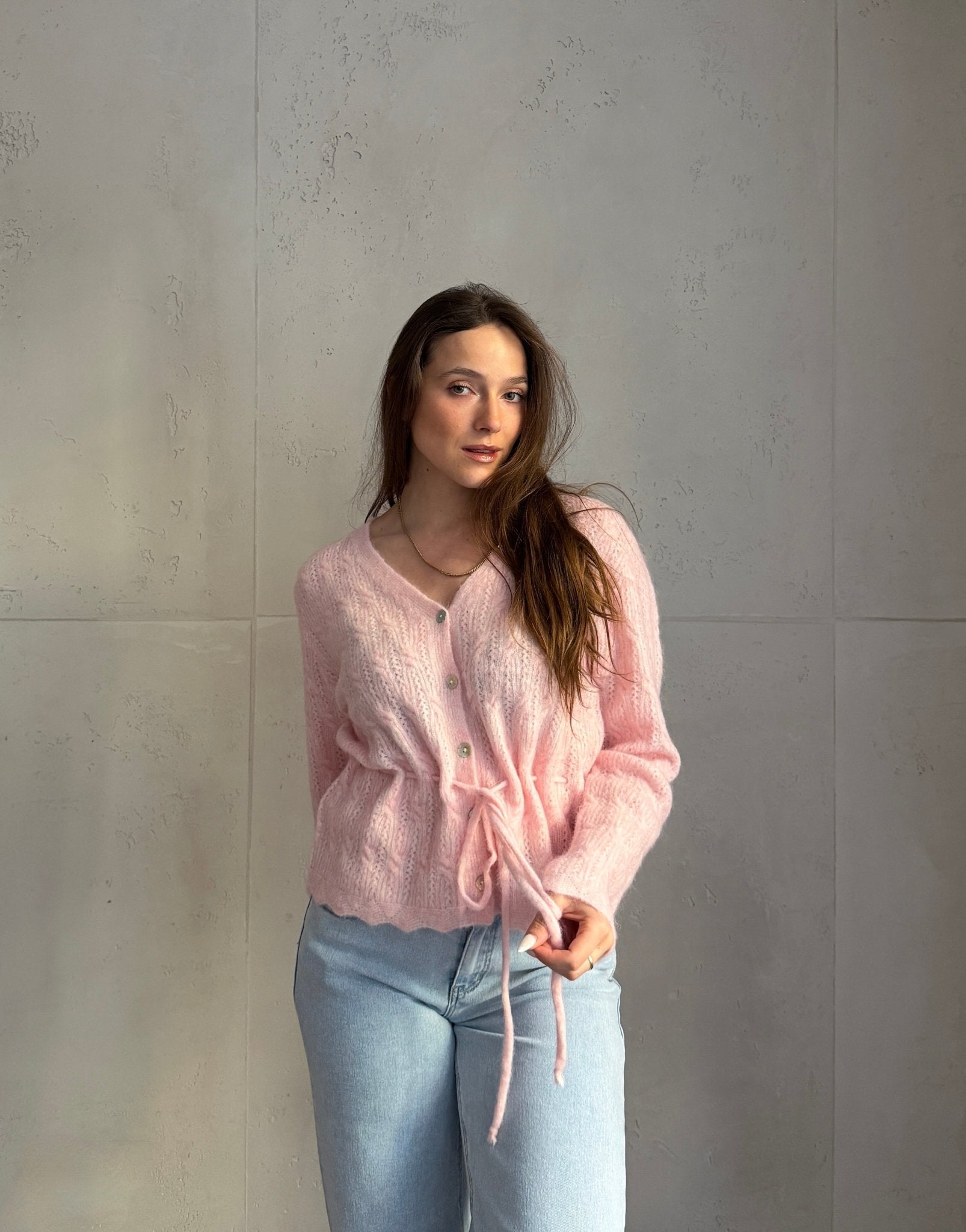 Strickjacke mit Taillenbund und V - Ausschnitt - Switch - Fashion