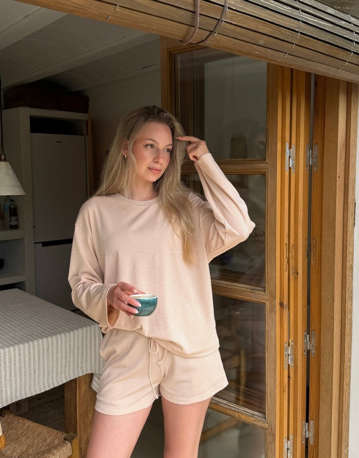 Striped Lounge Set – Longsleeve & Shorts, 95% Lyocell - Switch-Fashion