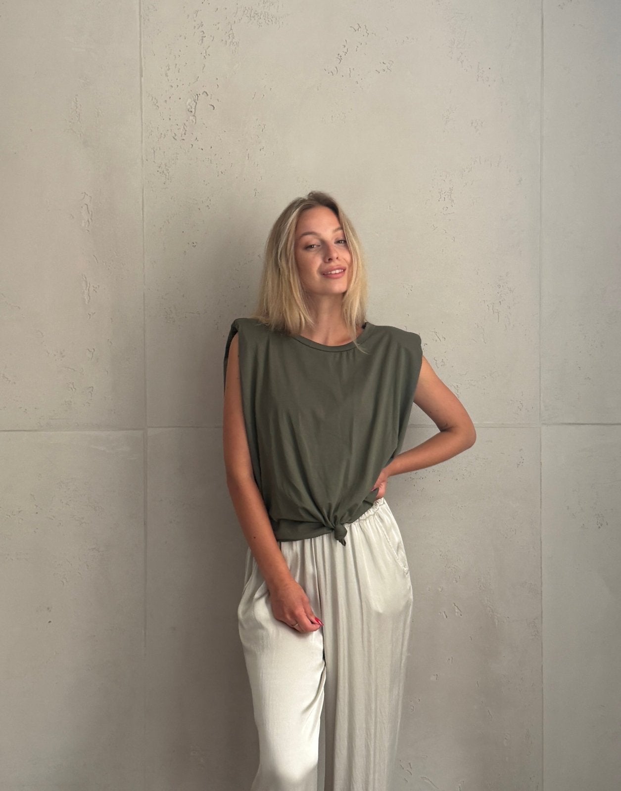 Top mit Schulterpolstern in Uni - Switch-Fashion