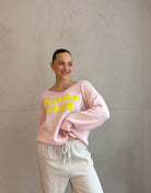 V - Ausschnitt Pullover "Matcha Club" - Switch - Fashion