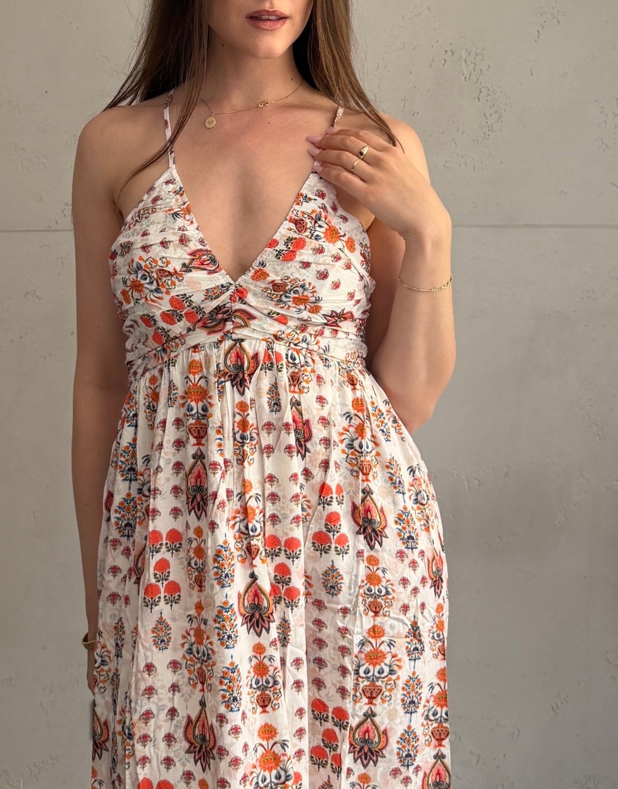 Viskose Blumenkleid mit Spaghettiträgern – Blumenmuster in Orangetönen - Switch - Fashion