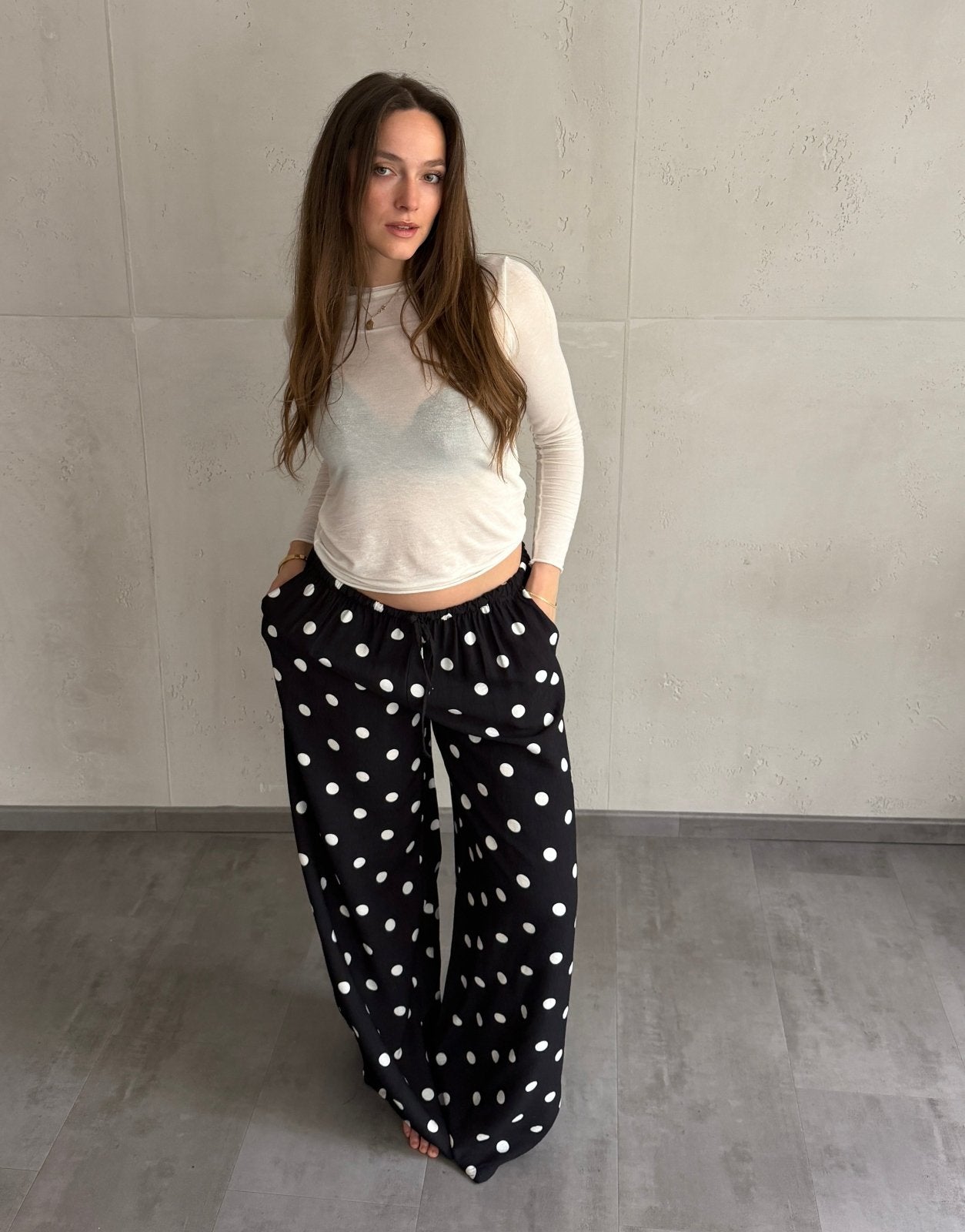 Viskose Hose mit Punkten – Fließender Wide Fit für den Sommer - Switch - Fashion