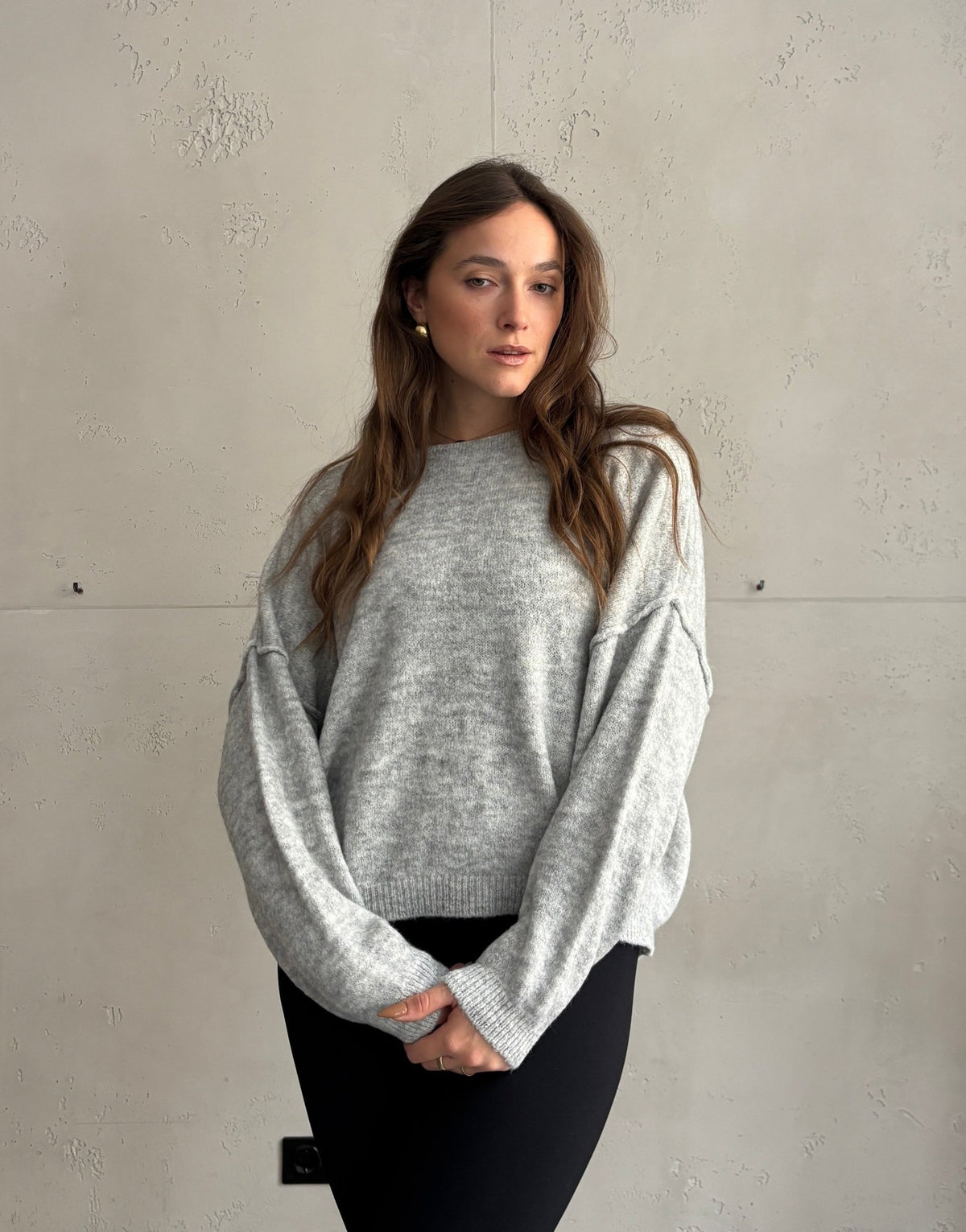 Weicher Switch Pullover mit dezenter Außennaht