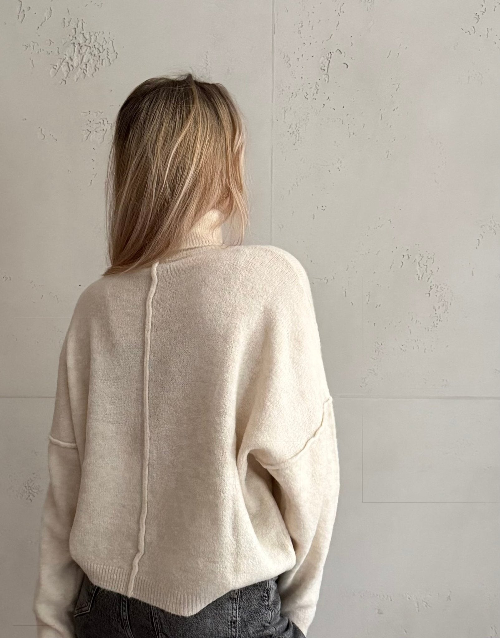 Weicher Switch Rollkragenpullover mit dezenter Außennaht - Switch - Fashion