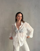 Weiße Hemdbluse aus Baumwolle – Spitze & Häkel - Details - Switch - Fashion