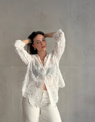 Weiße Hemdbluse aus Baumwolle – Spitze & Häkel - Details - Switch - Fashion