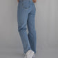 Straight Jeans in mittlerer Waschung und hohem Bund - Switch-Fashion